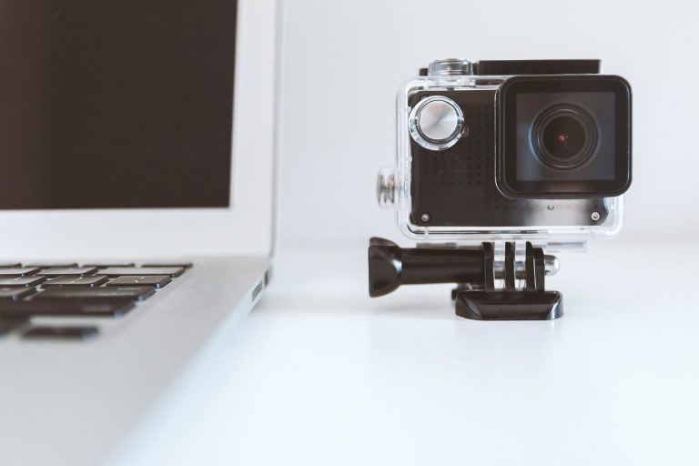 découvrez la vidéo à la demande, une option pratique qui vous permet de visionner vos films et séries préférés à tout moment. accédez à un large choix de contenus exclusifs et profitez d'une expérience de divertissement sans limites, directement depuis votre appareil. ne manquez plus jamais vos programmes favoris grâce à la vod!