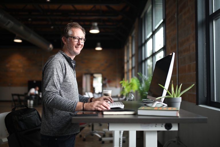 découvrez comment la modernisation des affaires peut transformer votre entreprise. optimisez vos processus, adoptez les nouvelles technologies et améliorez votre compétitivité sur le marché grâce à des stratégies innovantes adaptées aux défis d'aujourd'hui.