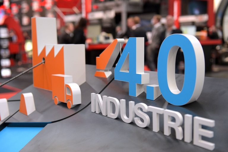 découvrez le monde de la fabrication : processus, techniques innovantes et tendances de l'industrie. apprenez comment les entreprises modernes allient technologie et savoir-faire pour produire de manière efficace et durable.