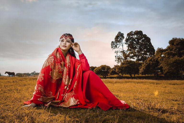 découvrez l'univers du cosplay : conseils, astuces et inspiration pour créer des costumes impressionnants de vos personnages préférés. idéal pour débutants et passionnés !