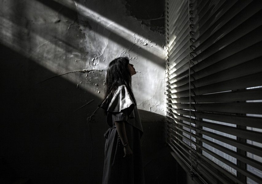 découvrez le cinéma iranien, riche en histoires captivantes et en réalisations artistiques uniques qui reflètent la culture et la société d'iran.